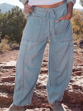 New Pull-On Barrel Jeans